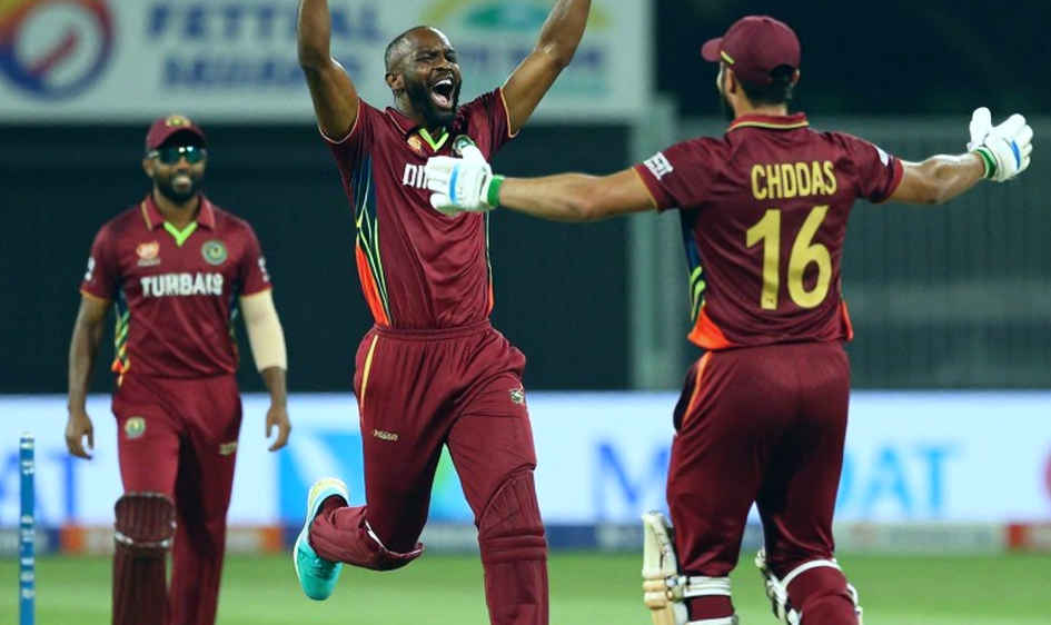 নিলামের আলোয় কিশোর: ফ্র্যাঞ্চাইজি বুদ্বুদের ভেতরে এক ক্রিকেট-ইস্পোর্টস পাঠ